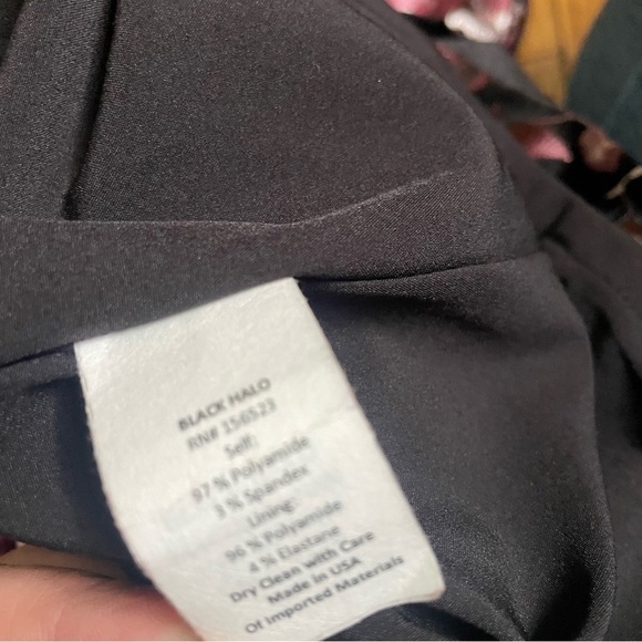 Black Halo Black Floral Velvet Knee Length Sheath Dress Size 0 - Picture 7 of 8